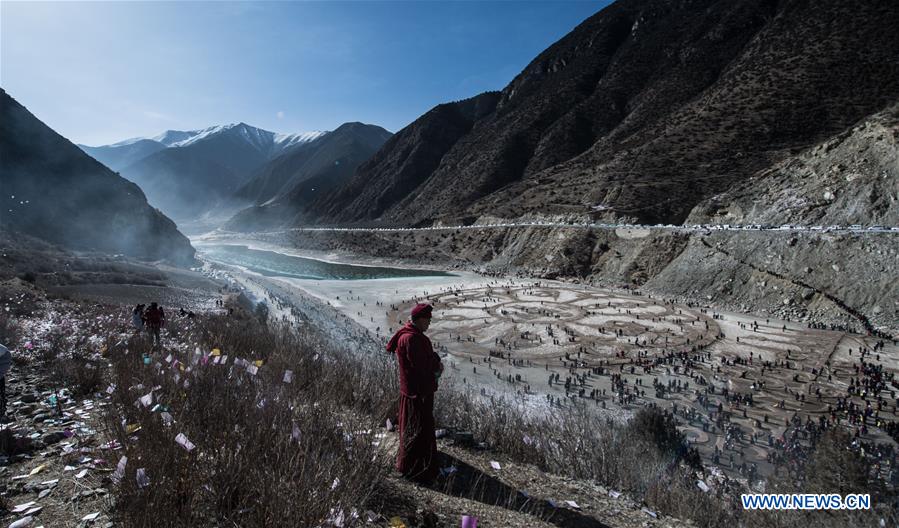 CHINA-QINGHAI-SAND-ICE(CN)