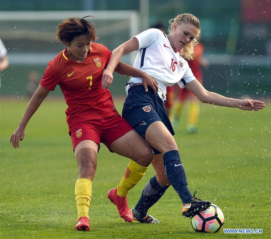 (SP)PORTUGAL-ALBUFEIRA-SOCCER-ALGARVE CUP