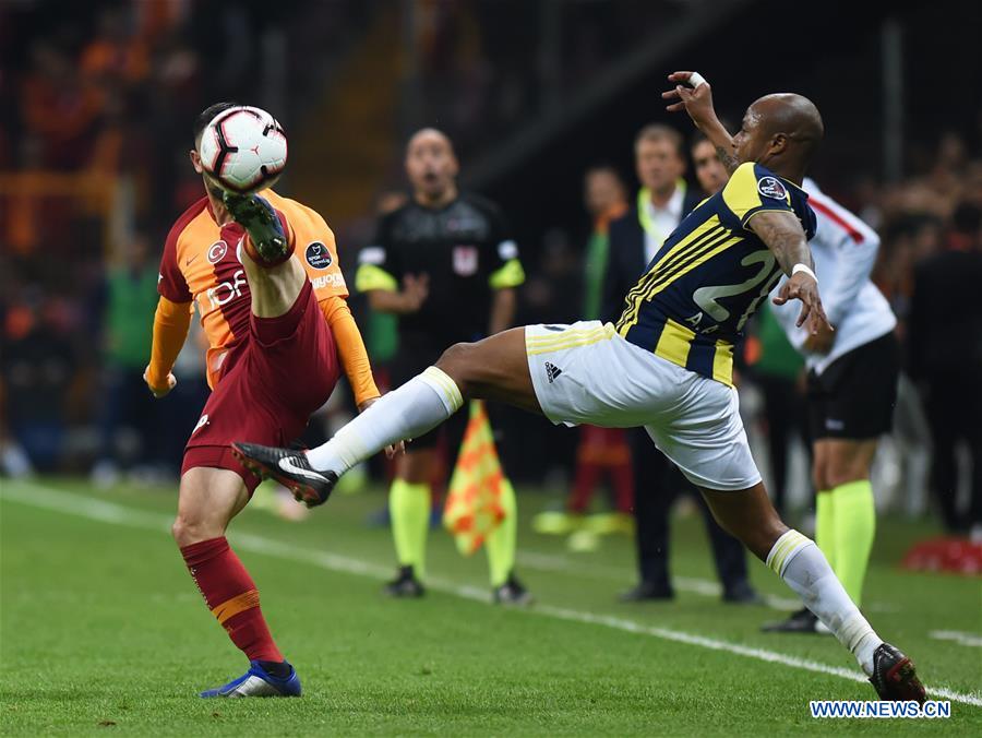 (SP)TURKEY-ISTANBUL-SOCCER-TURKISH SUPER LEAGUE-GALATASARAY VS FENERBAHCE