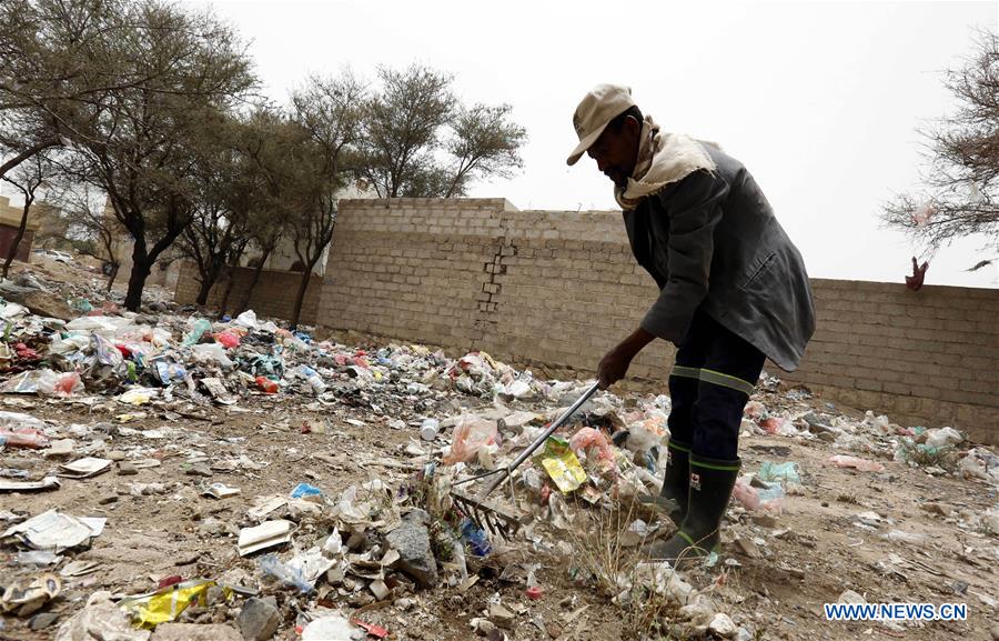 YEMEN-SANAA-CHOLERA-CLEANING