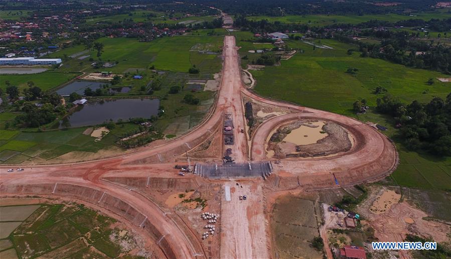 LAOS-VIENTIANE-VANGVIENG-EXPRESSWAY