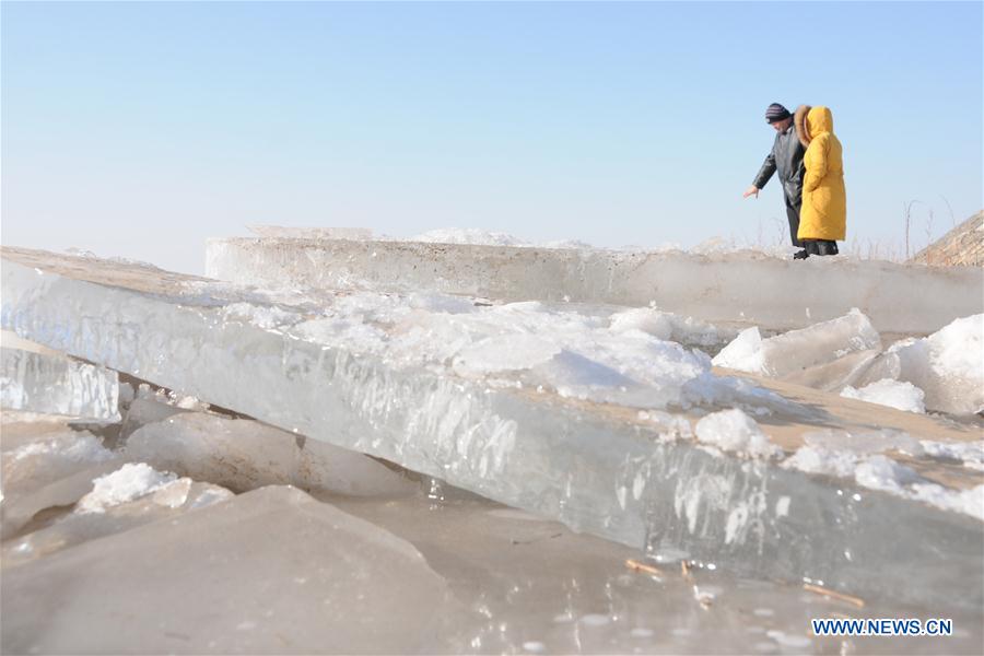 CHINA-INNER MONGOLIA-YELLOW RIVER-FREEZE(CN)