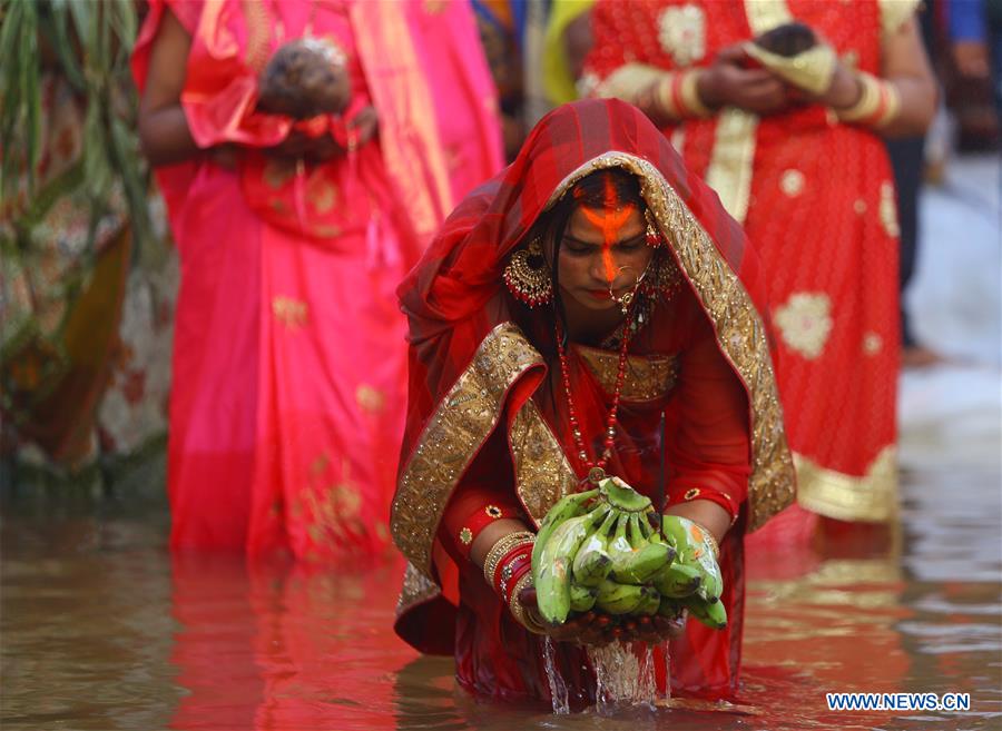 NEPAL-KATHMANDU-CHHATH FESTIVAL