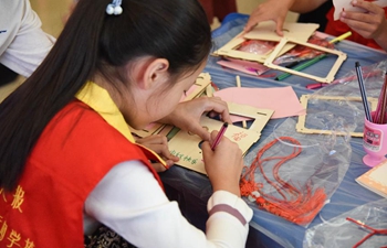 People celebrate Mid-Autumn Festival at Inner Mongolia Museum in Hohhot