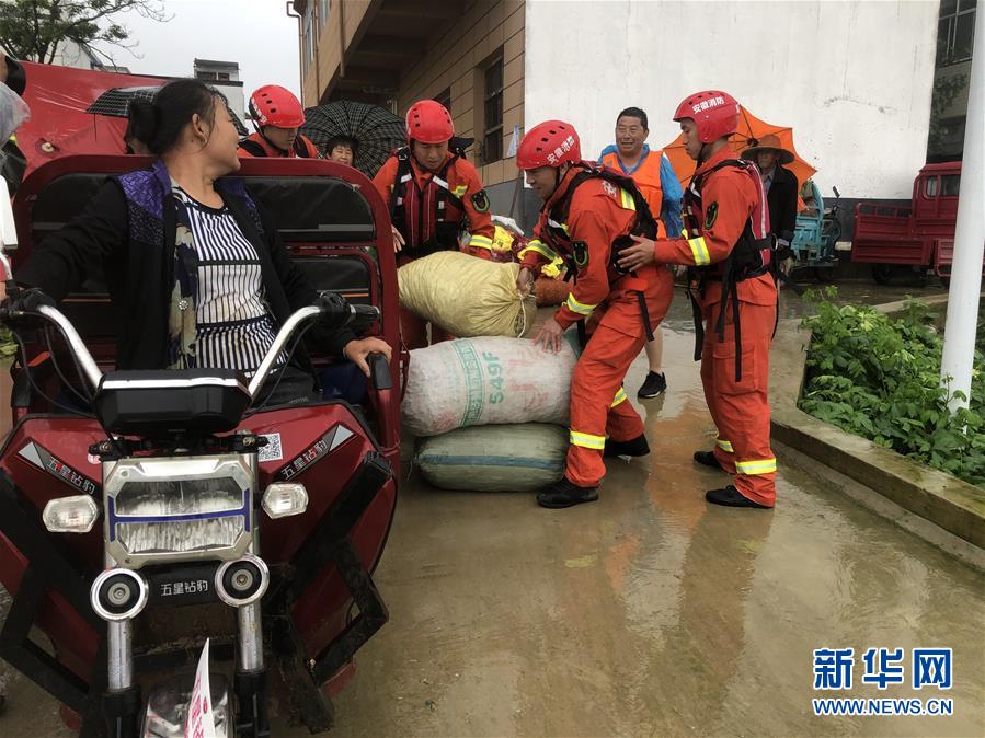 （防汛抗洪·圖文互動）（1）王家壩，你還好嗎？——二探“千里淮河第一閘”開閘后的水中莊臺