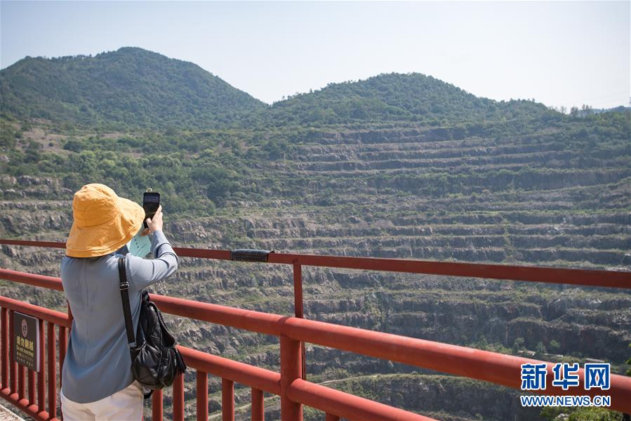 （走向我們的小康生活·圖文互動）（2）游客來了，小康近了——生態(tài)旅游引領(lǐng)湖北山區(qū)蝶變二三事