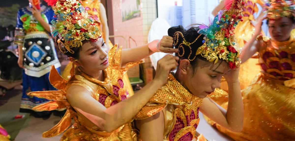 從幼兒園醫(yī)生到藝術(shù)團(tuán)舞者——外來(lái)工廖鴻慧在中山幸福忙碌的生活