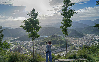 天空之眼瞰汶川地震災(zāi)區(qū)十年巨變